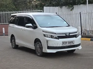 Toyota Voxy 2016 White