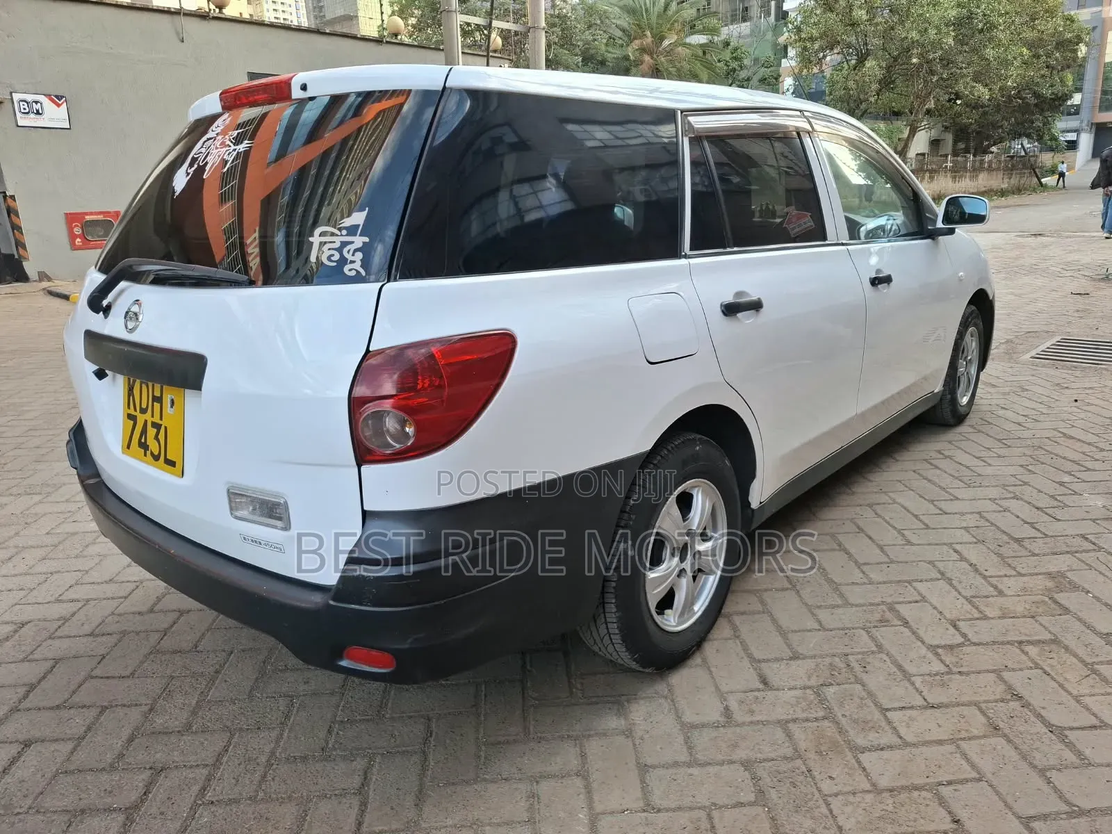 Nissan Advan 2014 White