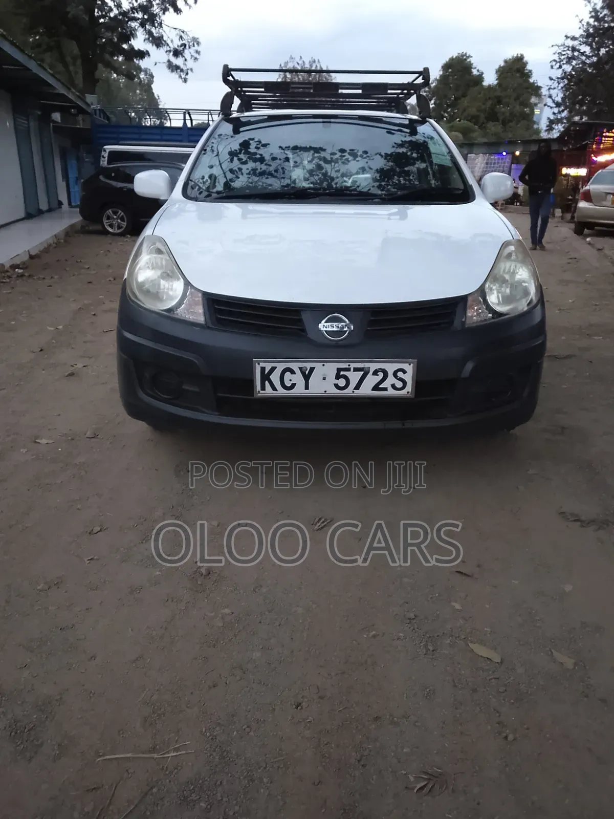 Nissan Advan 2013 White
