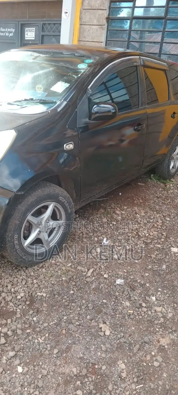 Nissan Note 1.4 2010 Black