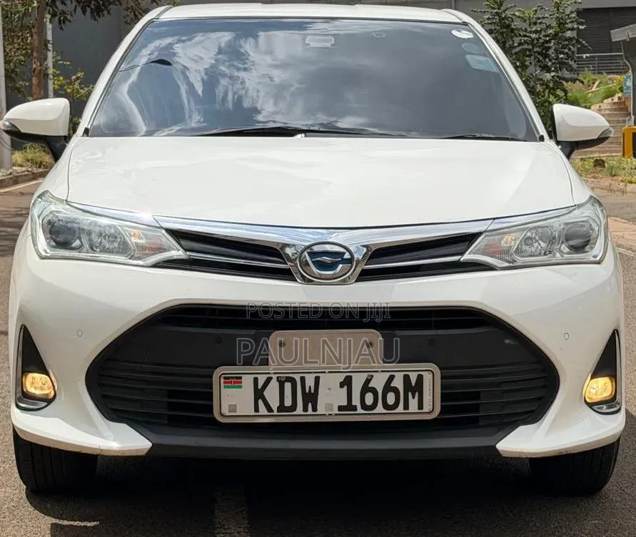 Toyota Axio 2018 White
