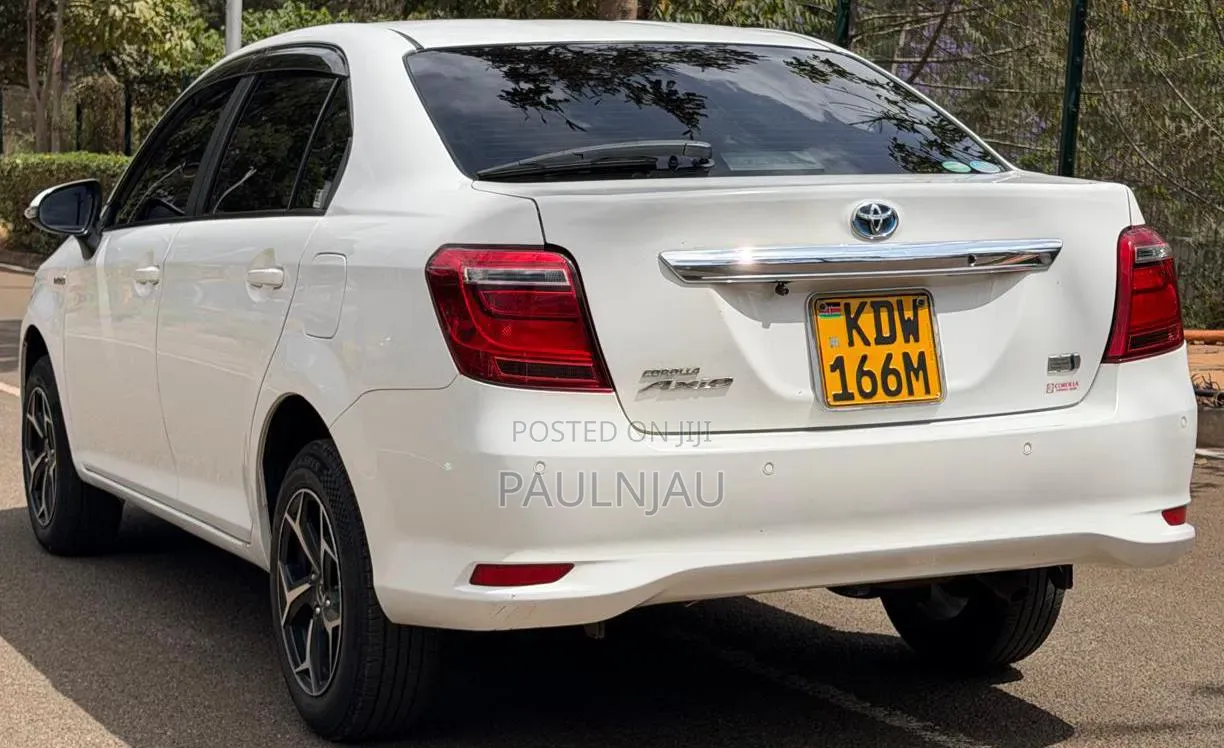 Toyota Axio 2018 White