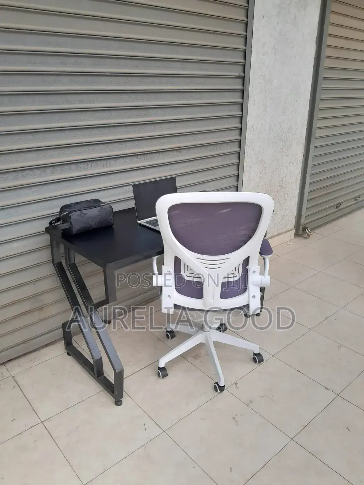 Office Chair Executive and White Chair With Adjustable Arms
