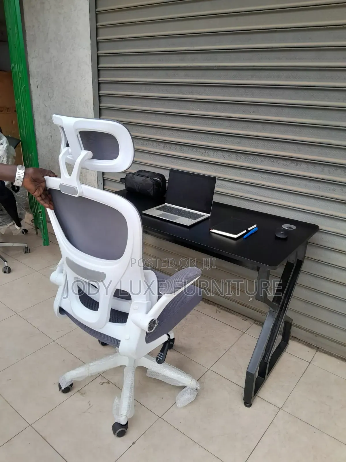 Office Chair Adjustable Headrest and Is White