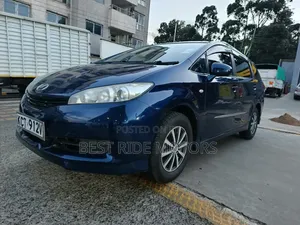 Toyota Wish 2011 Blue