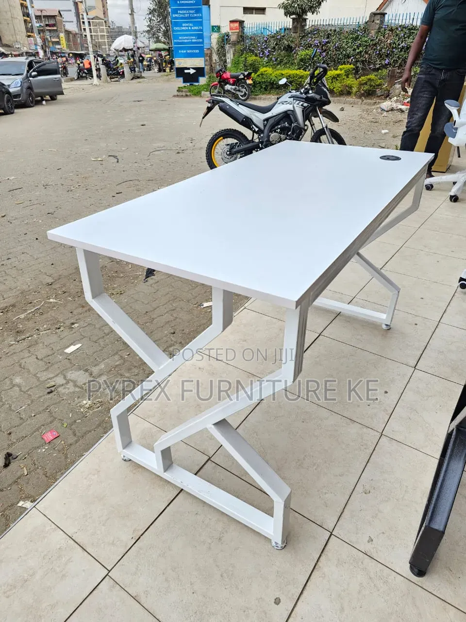 1.2M White Office Desk / Office Table*