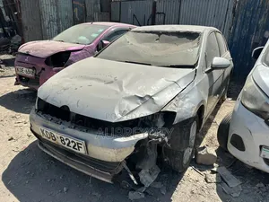 Volkswagen Golf 2014 Silver