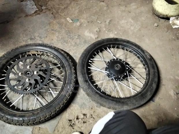 Motorcycle Rims + Sprocket - thumbnail 2