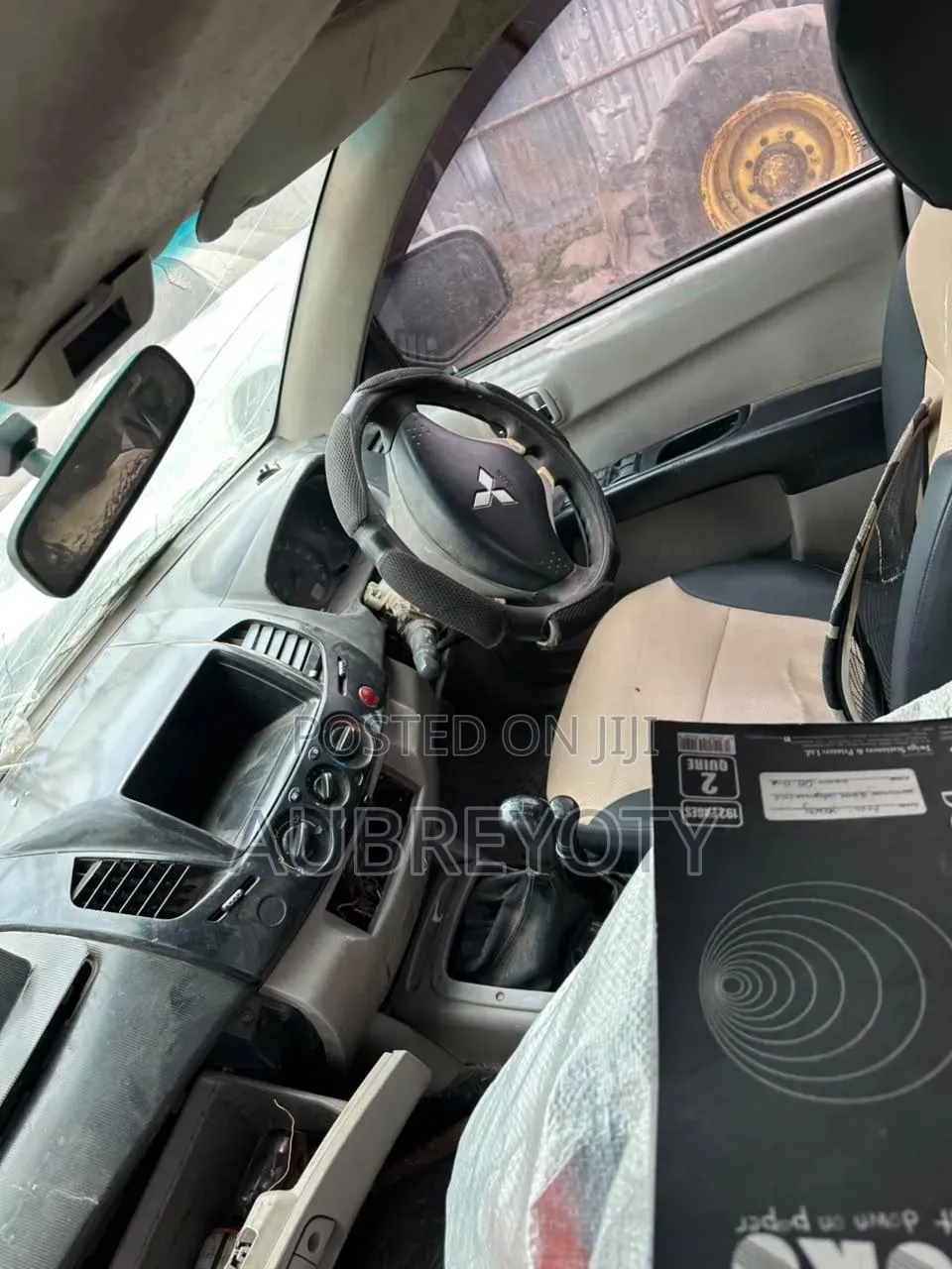 Mitsubishi L200 2015 White