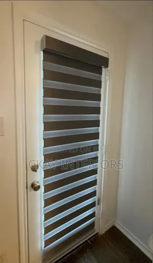 Neat, Practical and Effortlessly Stylish Horizontal Window Blinds