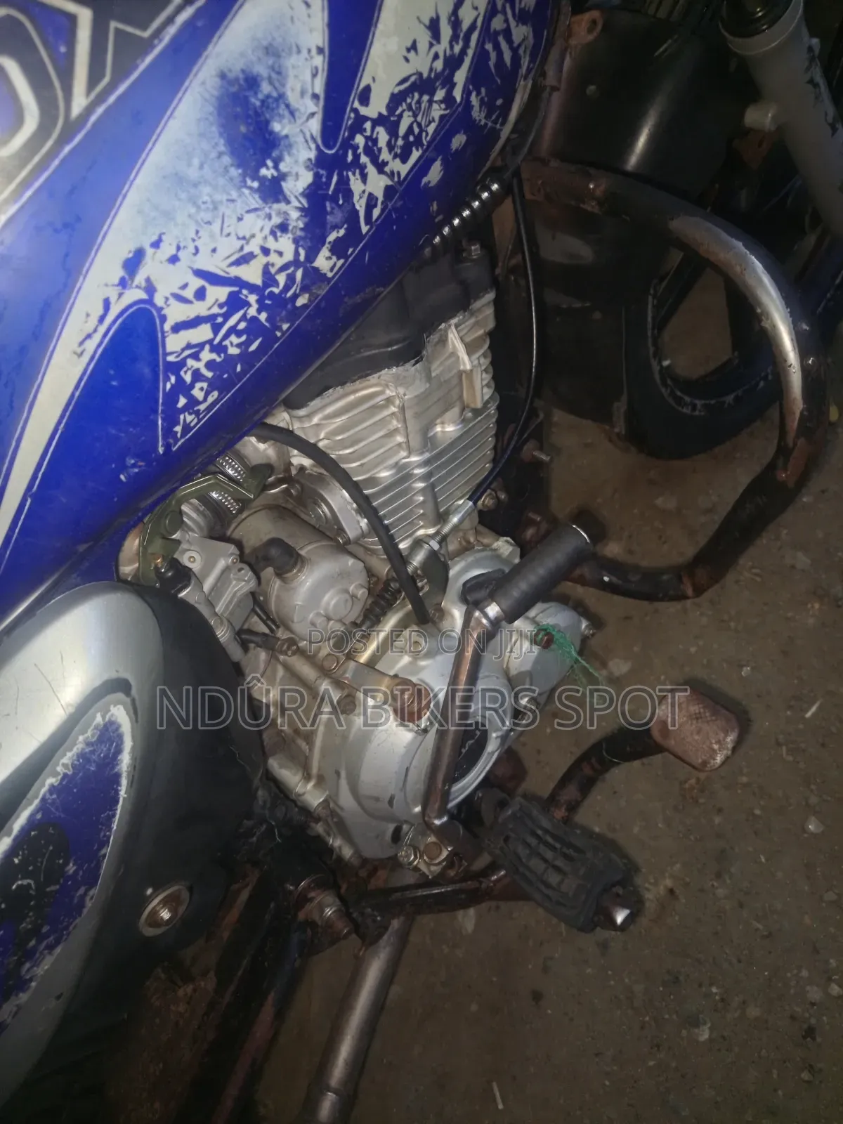 Bajaj Boxer 150 UG 2019 Blue