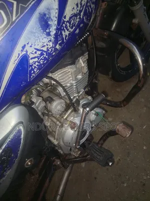 Bajaj Boxer 150 UG 2019 Blue