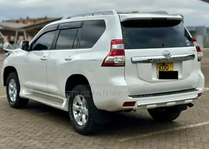 Toyota Land Cruiser Prado 2014 White