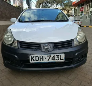 Nissan Advan 2014 White
