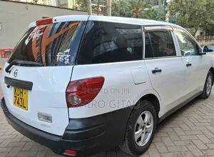 Nissan Advan 2014 White