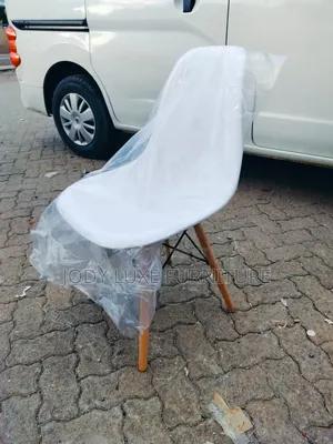 White Foldable 6 Seater Table With Chair