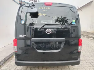 Nissan NV200 2021