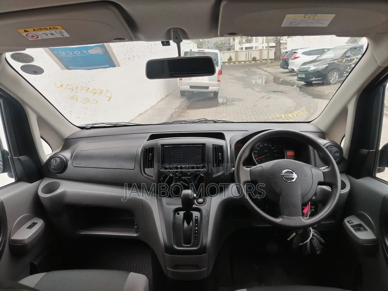 Nissan NV200 2021