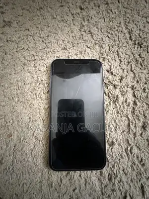 Apple iPhone 11 64 GB Black