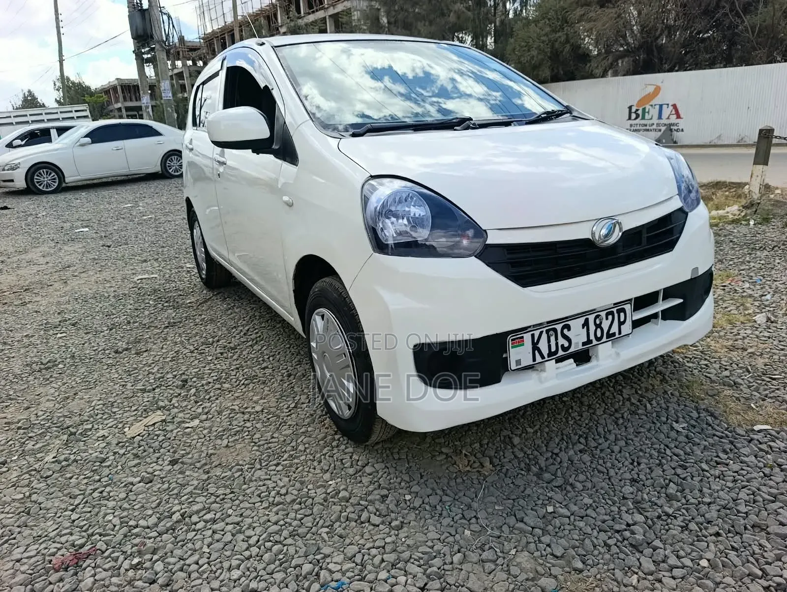 Daihatsu Mira 2017 White