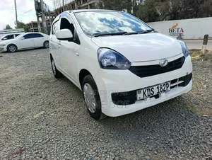 Daihatsu Mira 2017 White