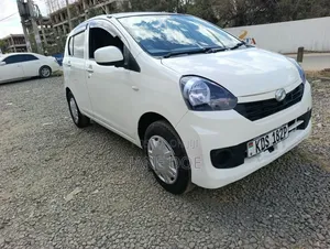 Daihatsu Mira 2017 White