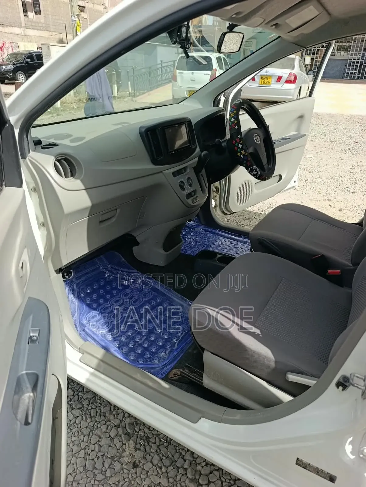 Daihatsu Mira 2017 White
