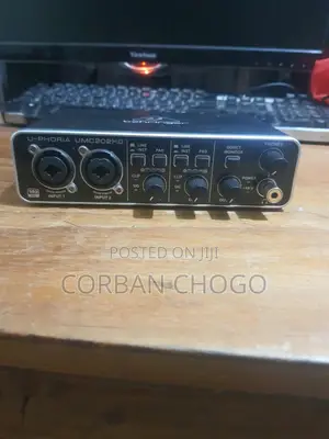 Behringer U-Phoria UMC202HD