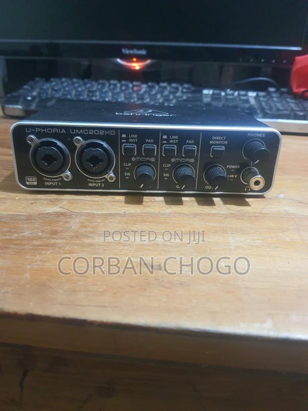 Behringer U-Phoria UMC202HD - thumbnail 2