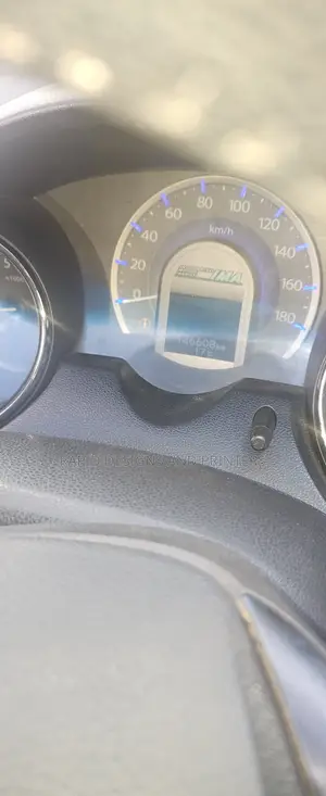 Honda Fit Shuttle 2012 Silver
