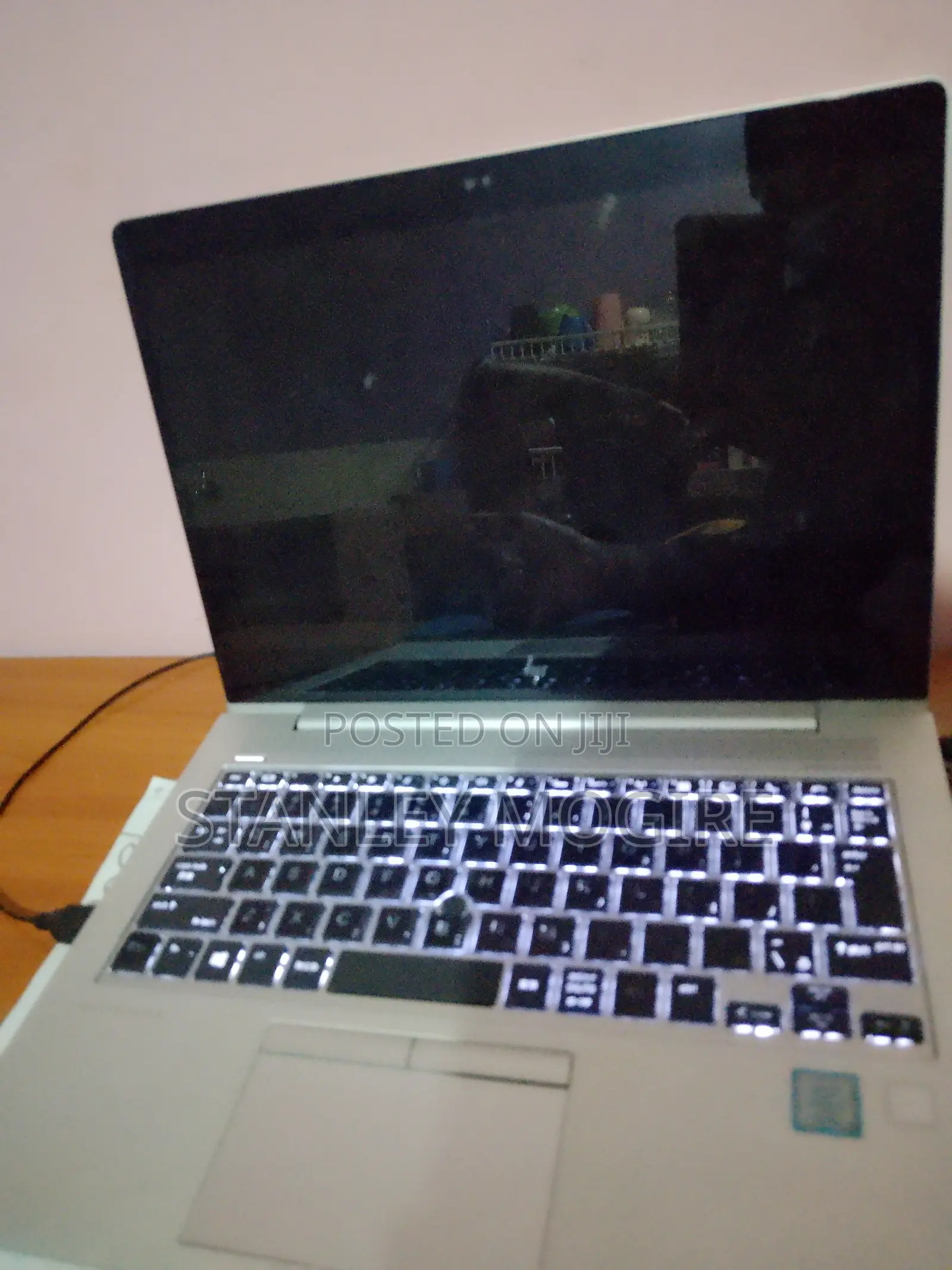 New Laptop HP EliteBook 830 G5 8GB Intel Core i5 SSD 256GB