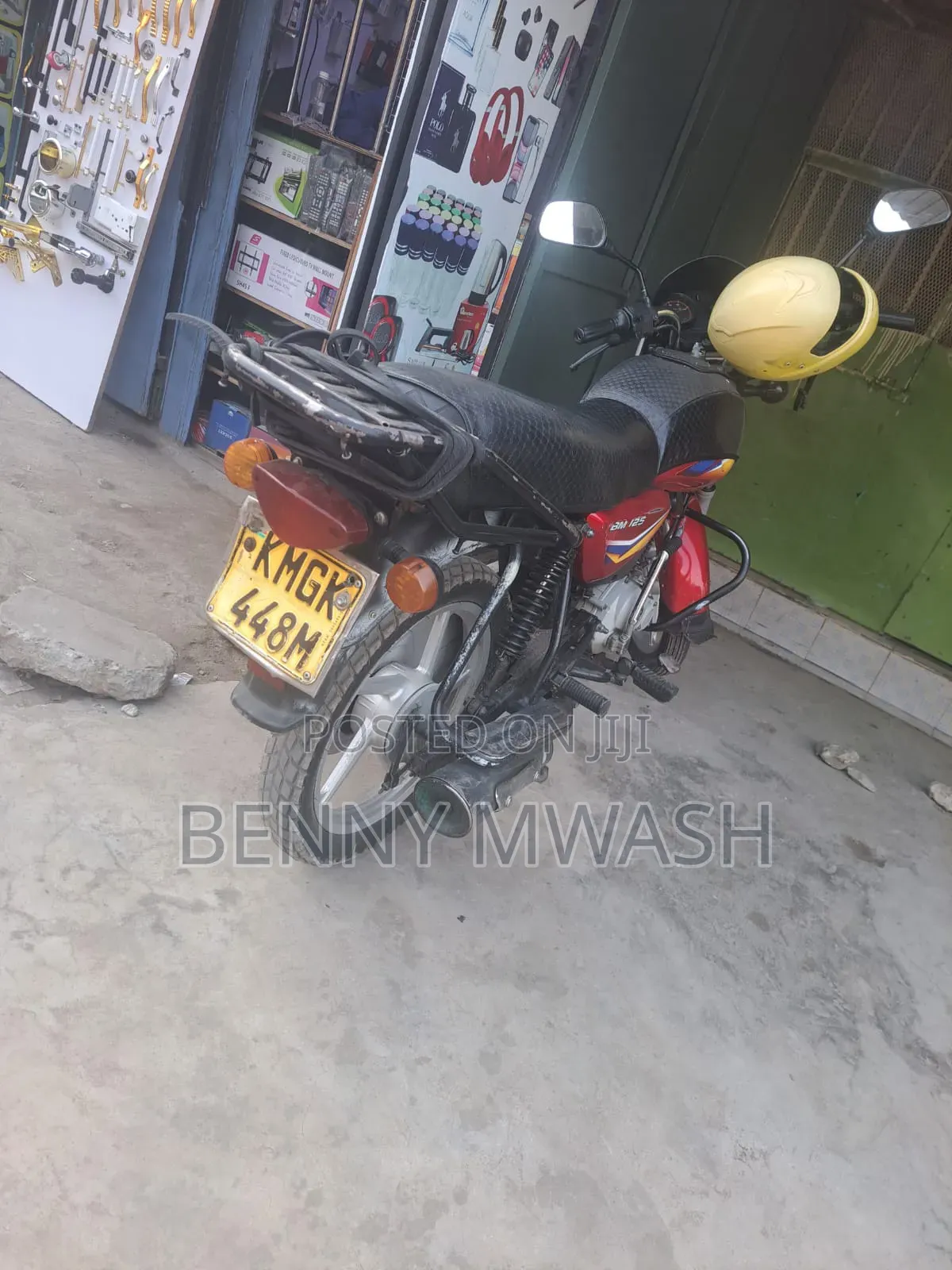 Bajaj Boxer 125 2023 Red