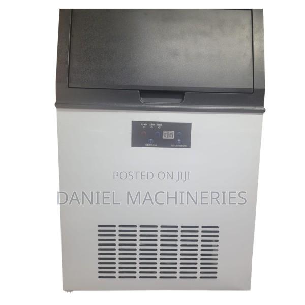 45kg Ice Maker - main view