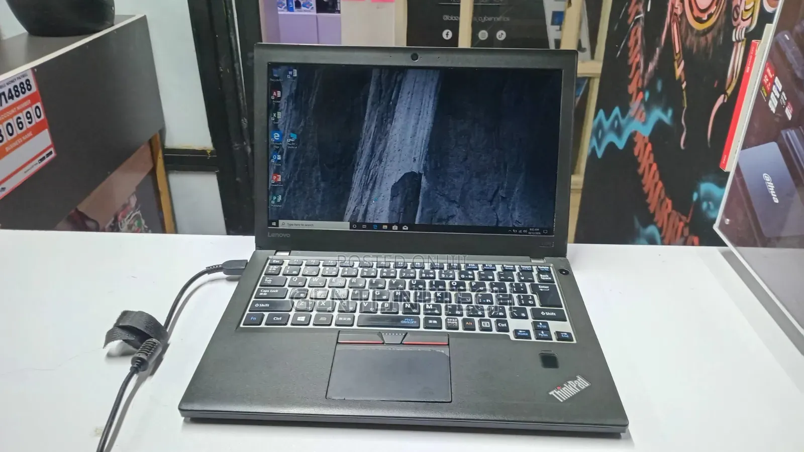 Laptop Lenovo ThinkPad X270 4GB Intel Core i3 HDD 1T