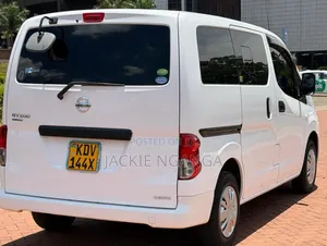Nissan NV200 2018 White
