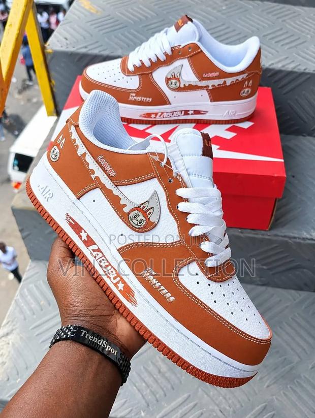 Nike Air Force 1 Labubu Customize - thumbnail 2