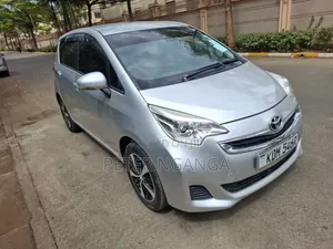 Toyota Ractis 1.5 FWD 2016 Silver