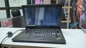 Laptop Lenovo ThinkPad X270 4GB Intel Core i3 HDD 1T