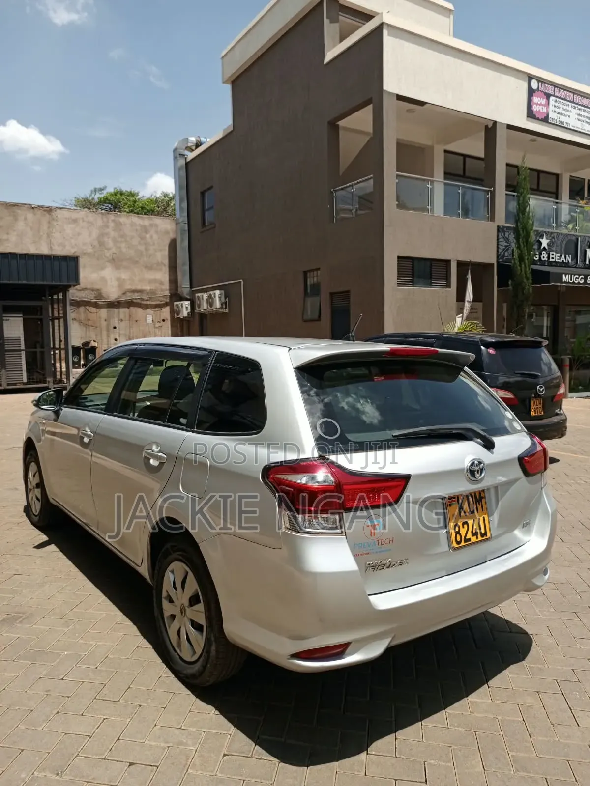 Toyota Corolla Fielder 2017 Silver