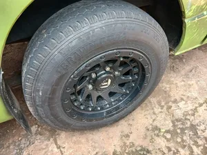 Toyota HiAce 2011 Green