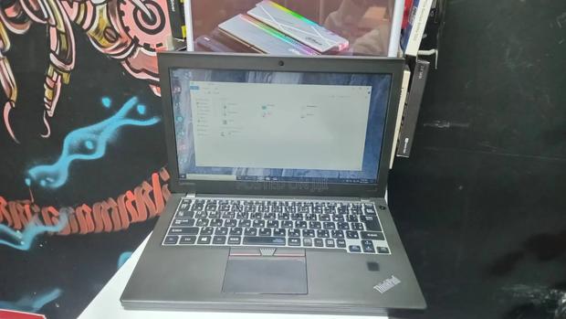 Laptop Lenovo ThinkPad X270 4GB Intel Core i3 HDD 1T