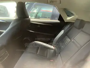 Lexus NX 300 FWD 2019 Blue