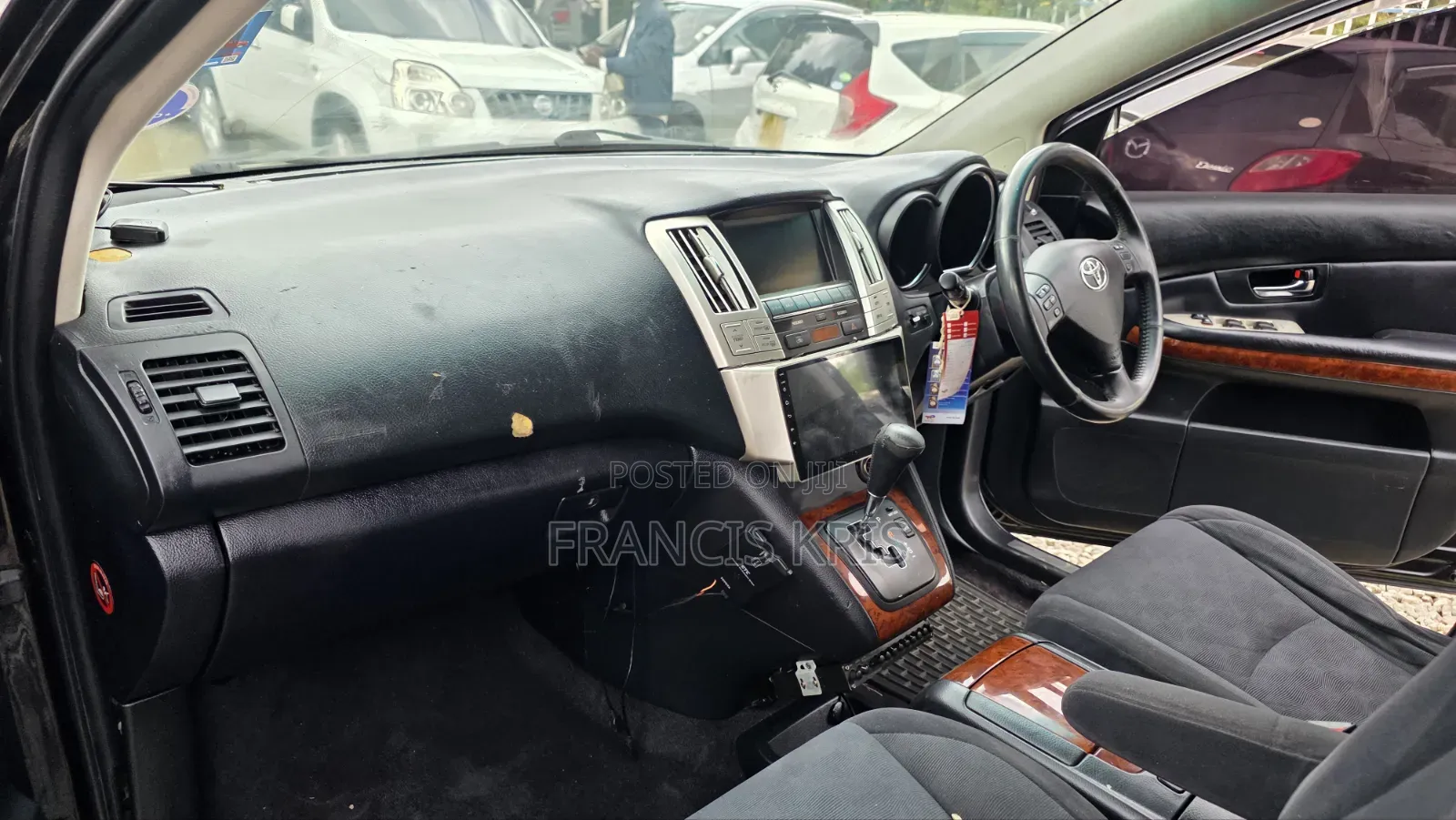 Toyota Harrier 2011