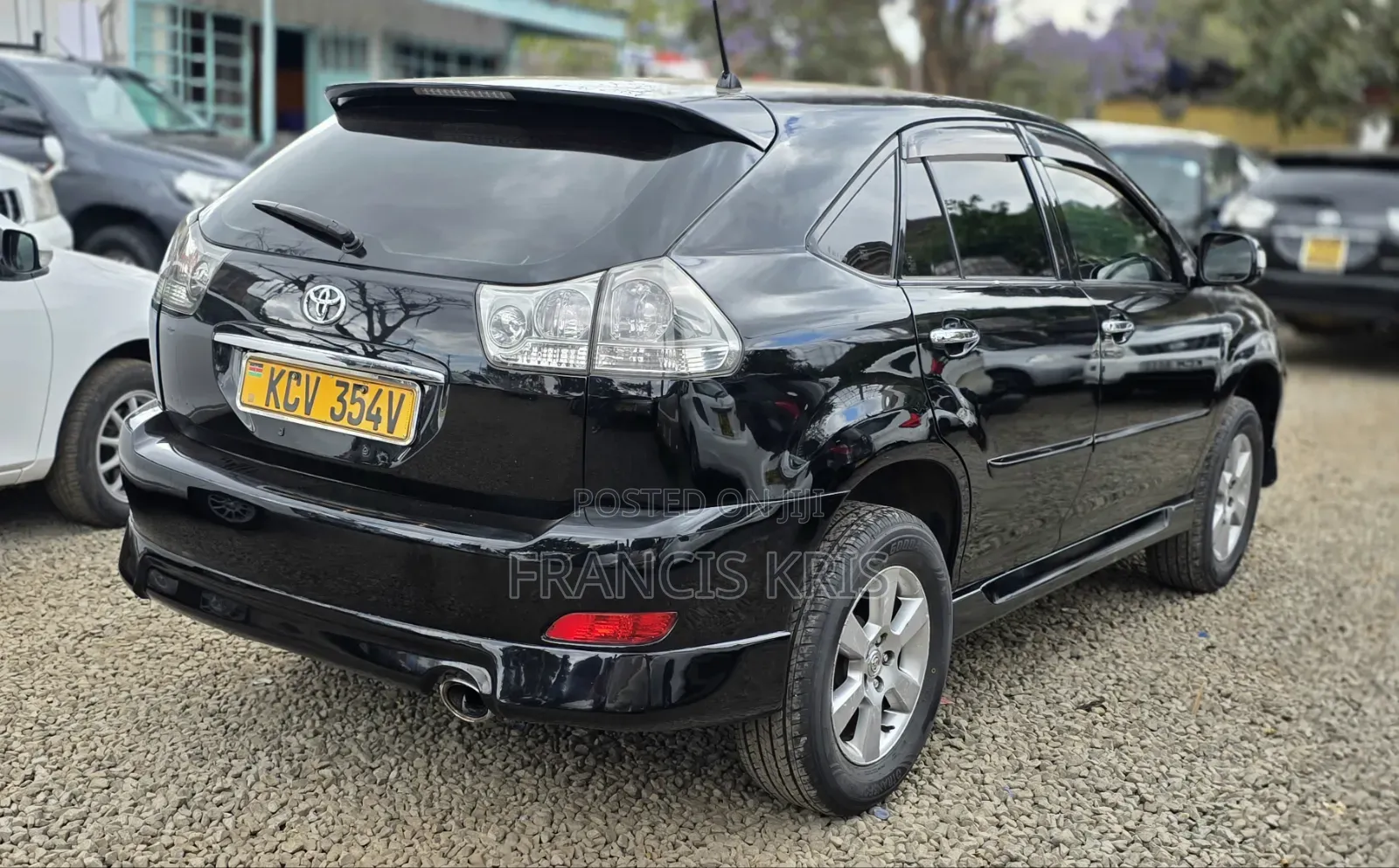 Toyota Harrier 2012