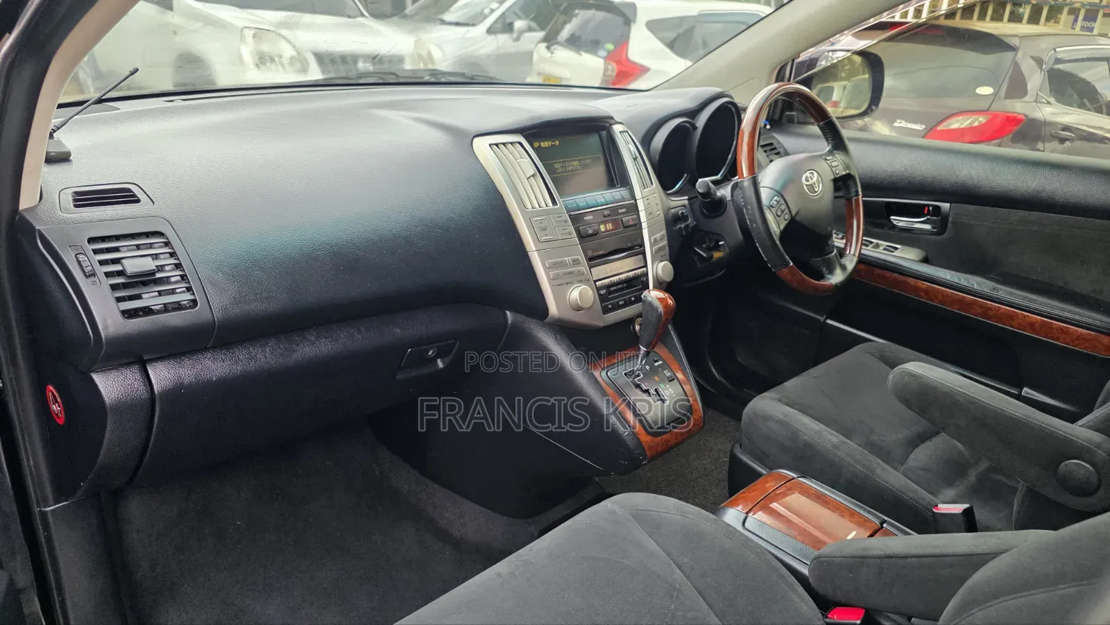 Toyota Harrier 2012