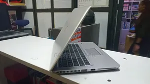 Laptop HP EliteBook 820 G3 4GB Intel Core i5 SSD 128GB