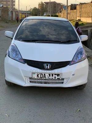 Honda Fit 2013 Pearl