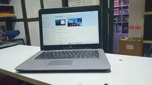 Laptop HP EliteBook 820 G3 4GB Intel Core i5 SSD 128GB