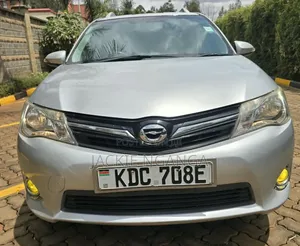 Toyota Corolla Fielder 2014 Silver
