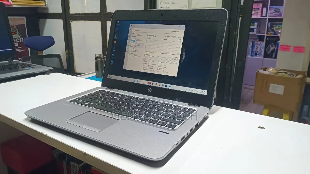 Laptop HP EliteBook 820 G3 4GB Intel Core i5 SSD 128GB